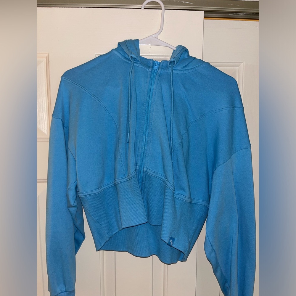 Blue crop hoodie